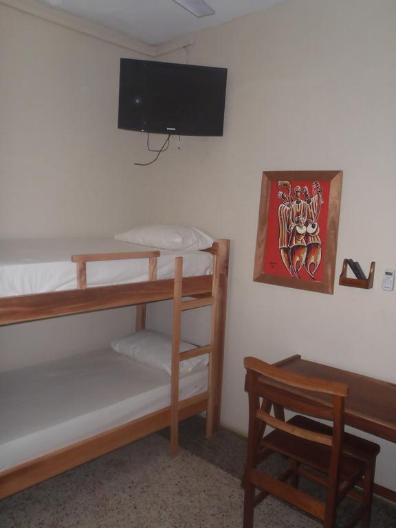 The Sleepy Hippo Hotel Accra Exterior photo