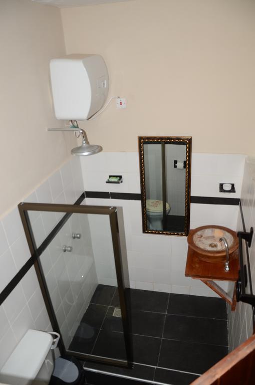 The Sleepy Hippo Hotel Accra Room photo